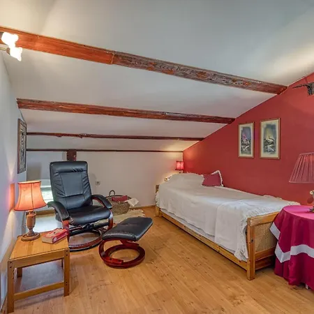 Golob In Vakantiehuis Medaki
